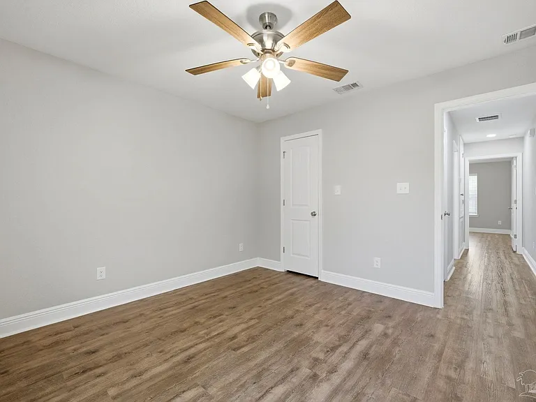 1454 Windy Ln — Photo 20