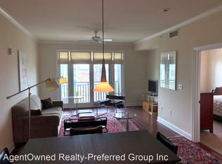 33 Calhoun St APT 133, Charleston, SC 29401