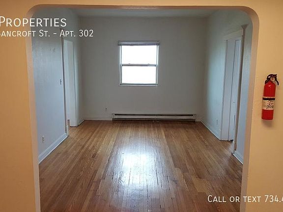 2nd image of 409 W Bancroft St APT 302