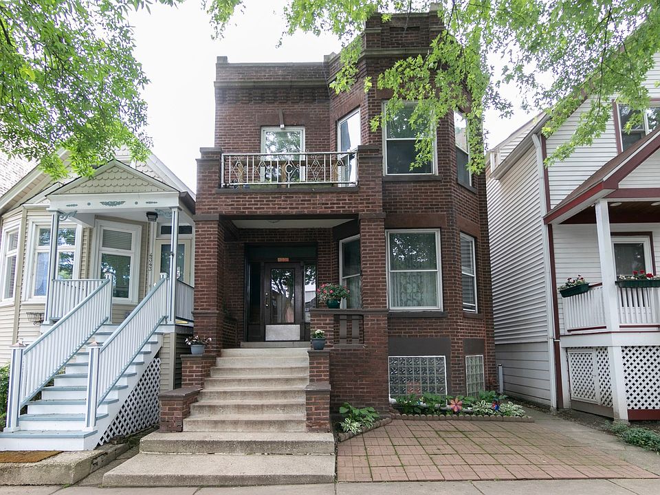 2nd image of 4339 N Claremont Ave