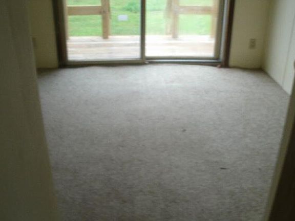 3rd image of 508 E Tamarack St