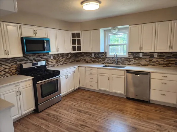 524 Avenue A, La Marque, TX 77568