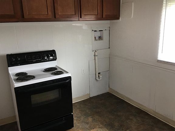 4th image of 3644 Cushing Dr APT A