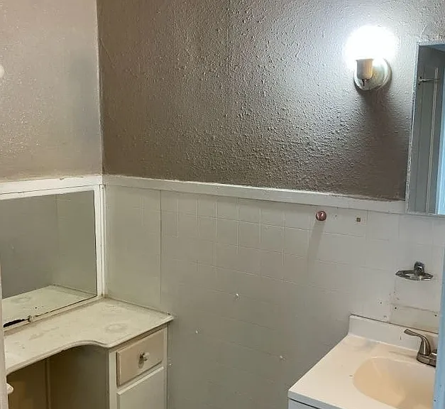 415 E Gilbert St #8 — Photo 7