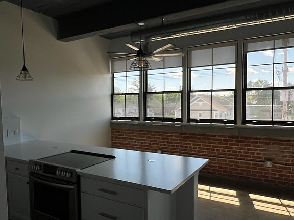 3rd image of 206 North Ave APT 301