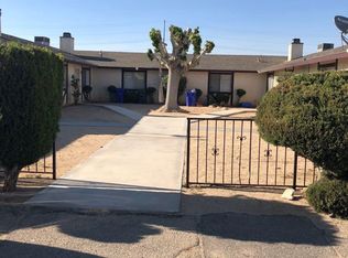 21194 Laguna Rd, Apple Valley, CA 92308