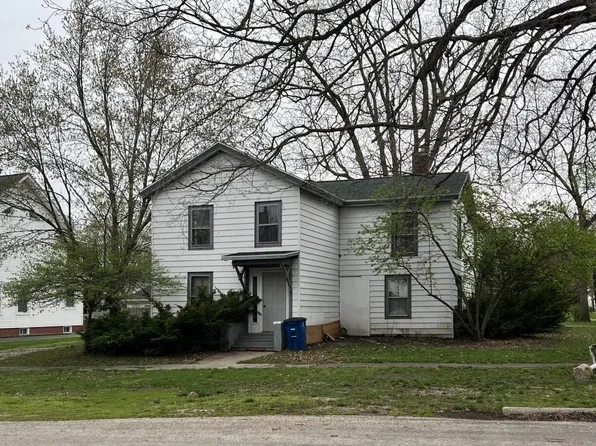 418 NW 2nd Ave, Galva, IL 61434