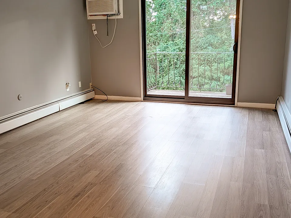 355 Pawtucket Blvd #28