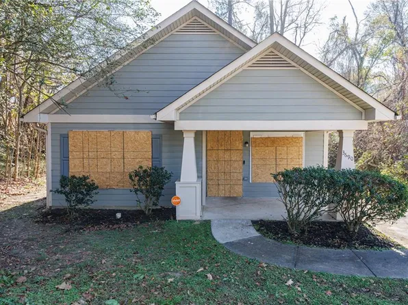 3690 Adamsville Dr SW, Atlanta, GA 30331