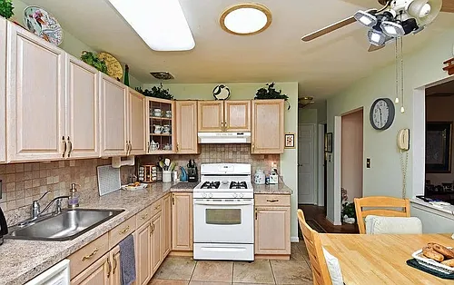 1409 8th Ave S Photo 1