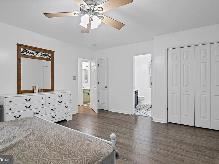583 Norwich Dr — Photo 21