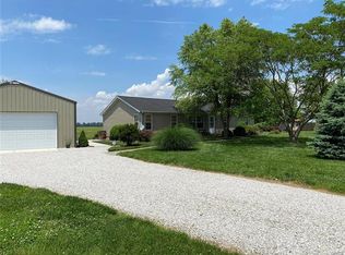 8629 Oak Hill School Rd, Lebanon, IL 62254