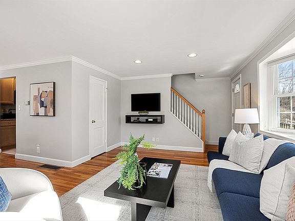 2nd image of 7 Bow St #7