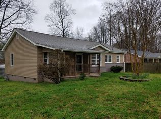 118 Sutton Dr, Taylors, SC 29687