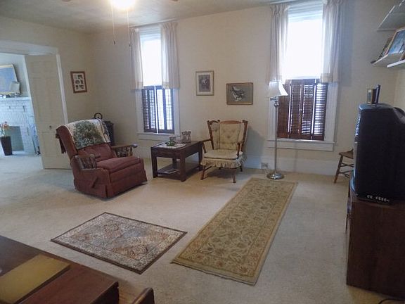 2nd image of 229 Virginia St