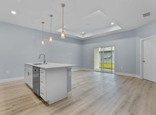 704 Broadway Ave, Lehigh Acres, FL 33972