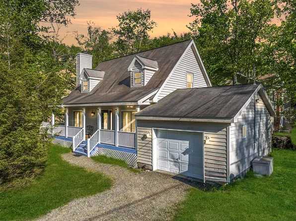 6435 Marvin Gdns, Tobyhanna, PA 18466