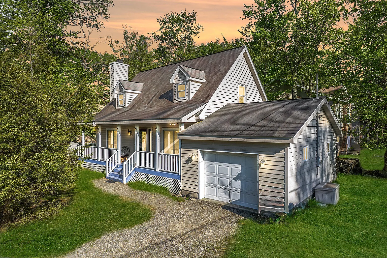 6435 Marvin Gdns photo 1