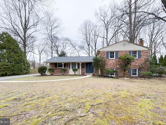 2nd image of 4959 Sabra Ln