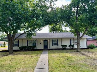 1907 Amy Dr, Baytown, TX 77520