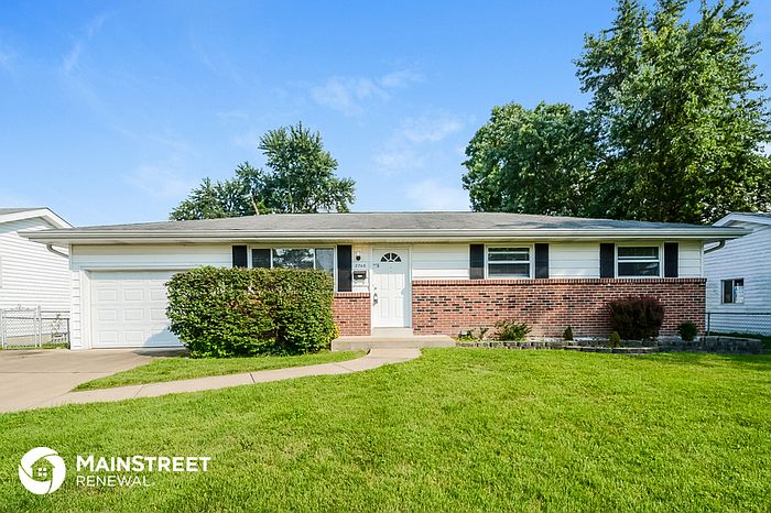 1st image of 2760 Robert Dr