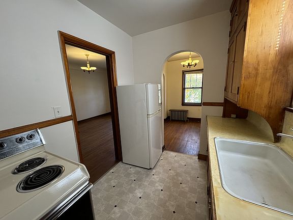 5th image of 2016 Central Ave NE #8