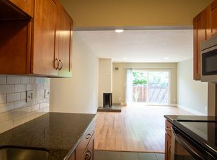 1625 SE Bidwell St #1, Portland, OR 97202