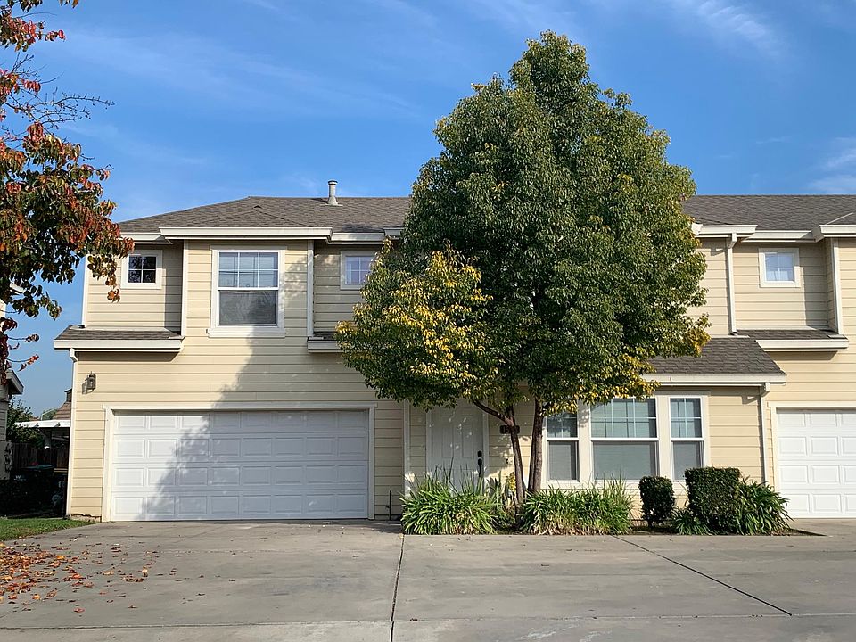 1st image of 1576 Emily Ct