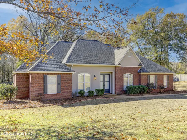 103 Carlton Place Dr, Vicksburg, MS 39180