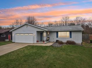 2440 Red Pine Ct, Portage, WI 53901