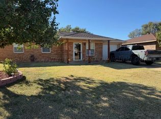 2623 Seminole Dr, Pampa, TX 79065