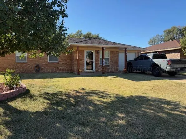 2623 Seminole Dr, Pampa, TX 79065