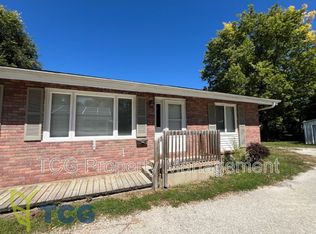 1808 Post St APT B, Ottawa, IL 61350