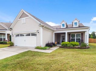 2401 Fiddich Ln, Holly Springs, NC 27540