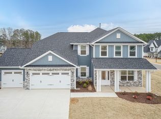 55 Shoreline Dr, Lillington, NC 27546