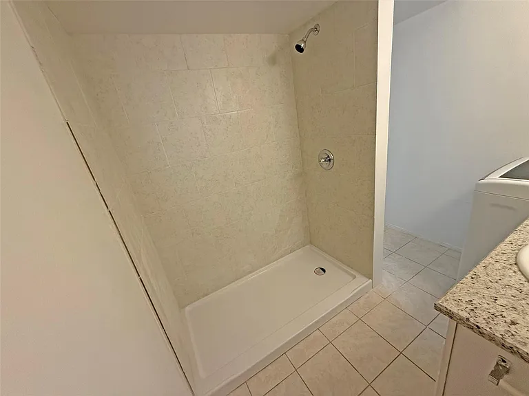 12633 Memorial Dr #3/16 — Photo 3