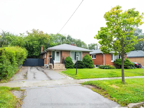 65 Blakemanor Blvd, Toronto, ON M1J 2W6