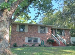 4892 Torbay Dr, Nashville, TN 37211