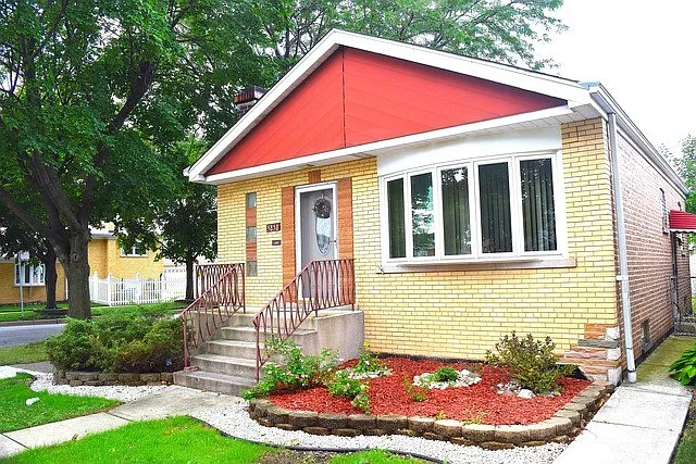 5858 S Oak Park Ave photo 1