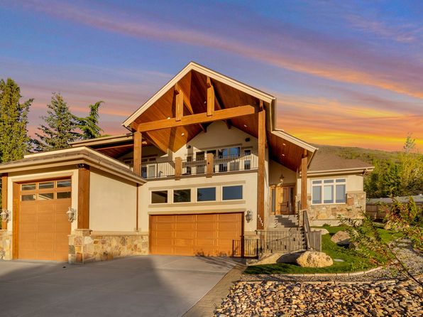 7377 S Comstock Cir, Cottonwood Heights, UT 84121