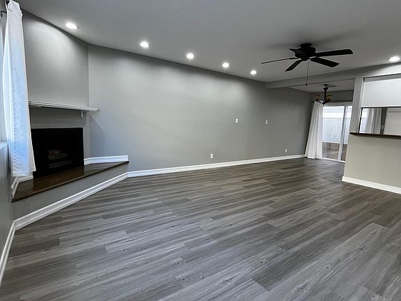 3rd image of 2308 Marshallfield Ln #A