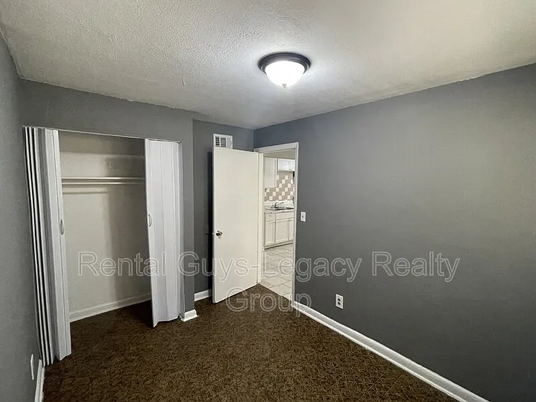 1738 Wright Ave #1 — Photo 9