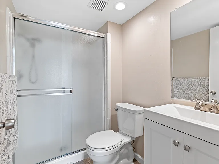 245 Firestone Dr — Photo 16