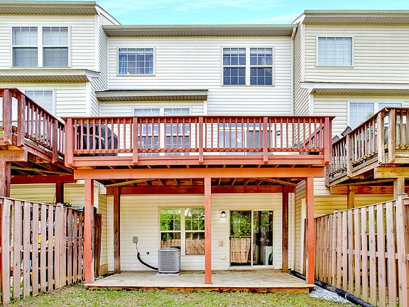 4th image of 1149 Carinoso Cir