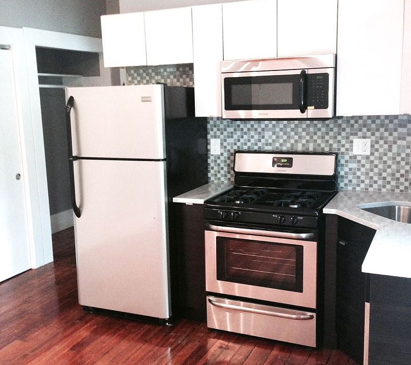 2nd image of 209 Greene St APT 10