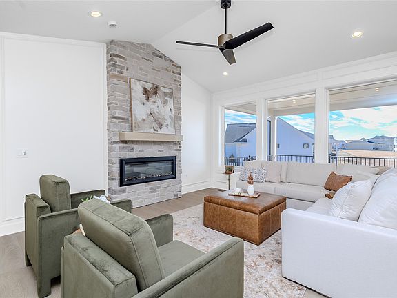 2nd image of 4635 178th St