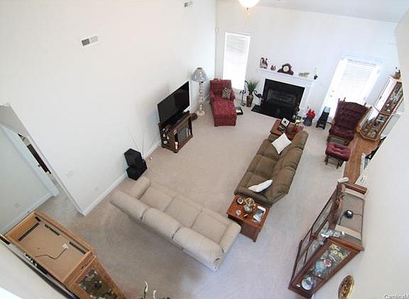 5th image of 2520 Firethorn Ct