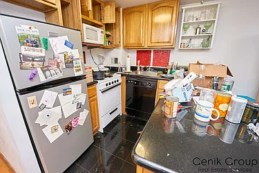 Rented by Genik Group Corp