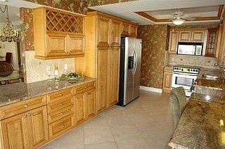 3rd image of 4031 Gulf Shore Blvd N APT 82