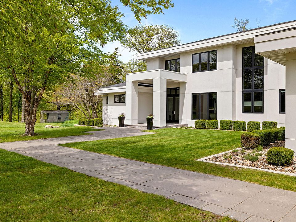 1st image of 50125 Goldleaf Dr